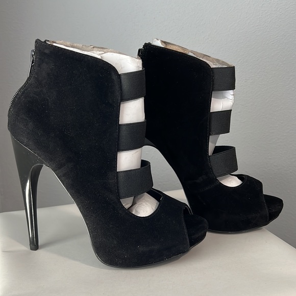 New DOLLHOUSE SPYGLASS Black Open Toe Heels - Picture 2 of 6